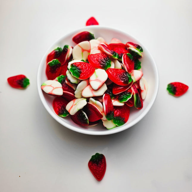 Strawberries with Cream by Nikki's Candy
